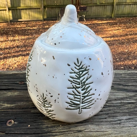 Potter’s Studio Winter Pine Christmas Sugar Dish Pot NWT - Picture 3 of 7